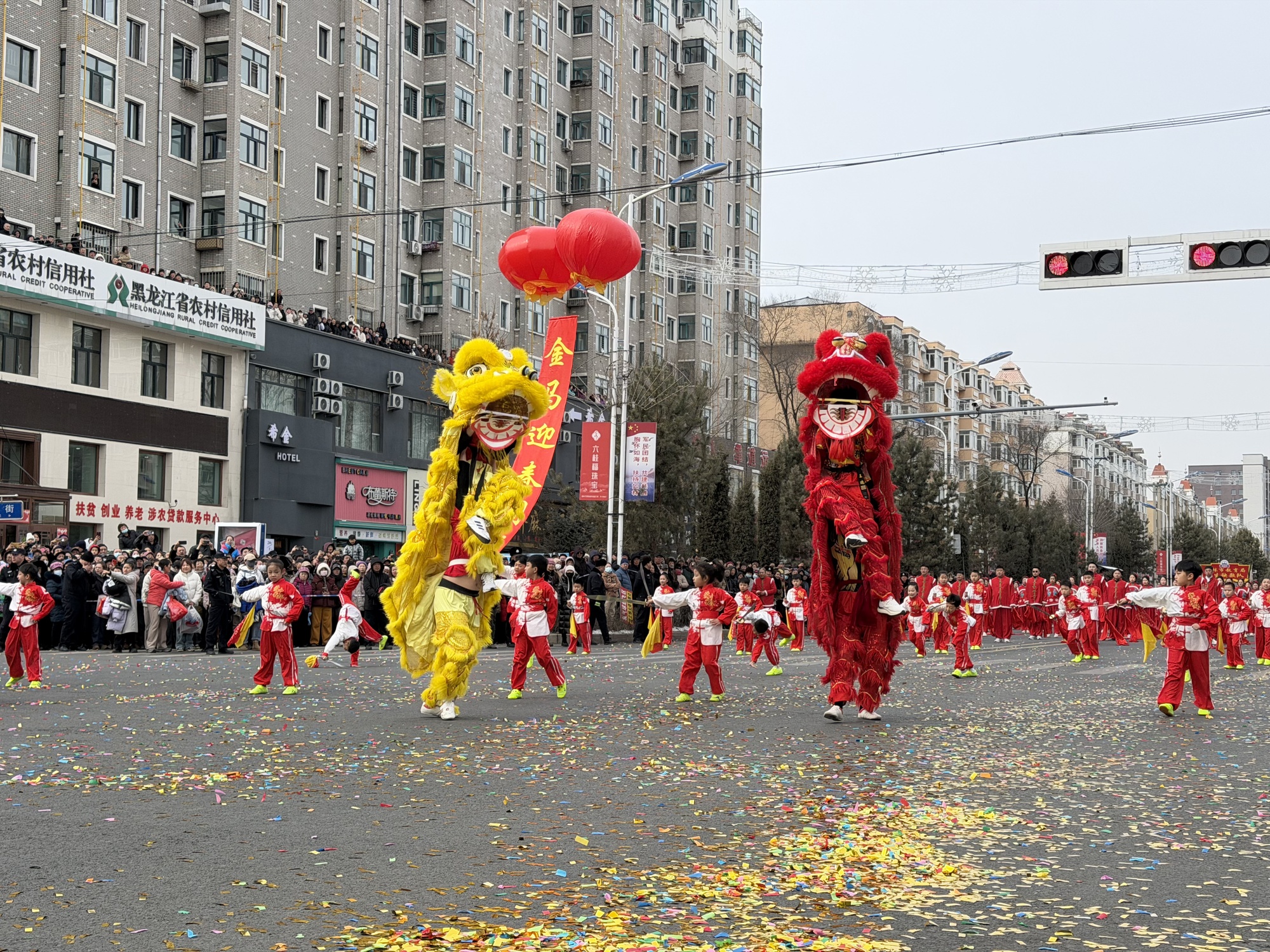 海林:民俗盛宴贺元宵秧歌欢腾启新程(图3) 海林:民俗盛宴贺元宵秧歌欢腾启新程(图3)